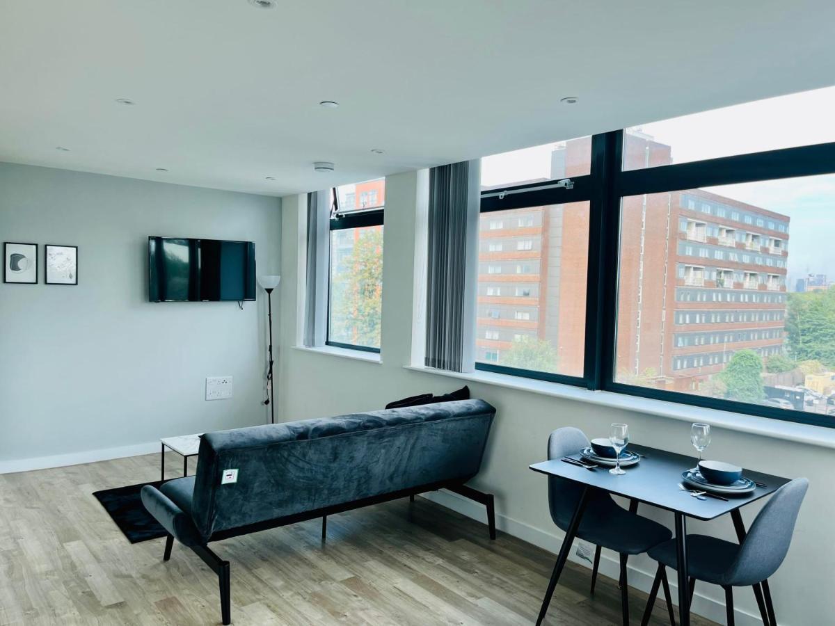 Stunning One Bedroom Apartment In Old Trafford Manchester Ngoại thất bức ảnh